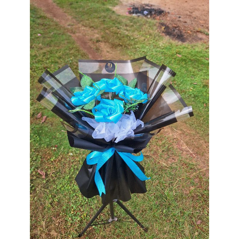 

buket pita satin/ buket bunga pita satin 4 tangkai/ buket bunga pita satin