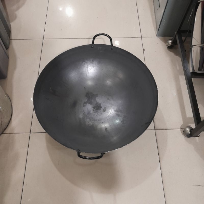 wajan penggorengan / wajan besi plat / ukuran Diameter 50 cm