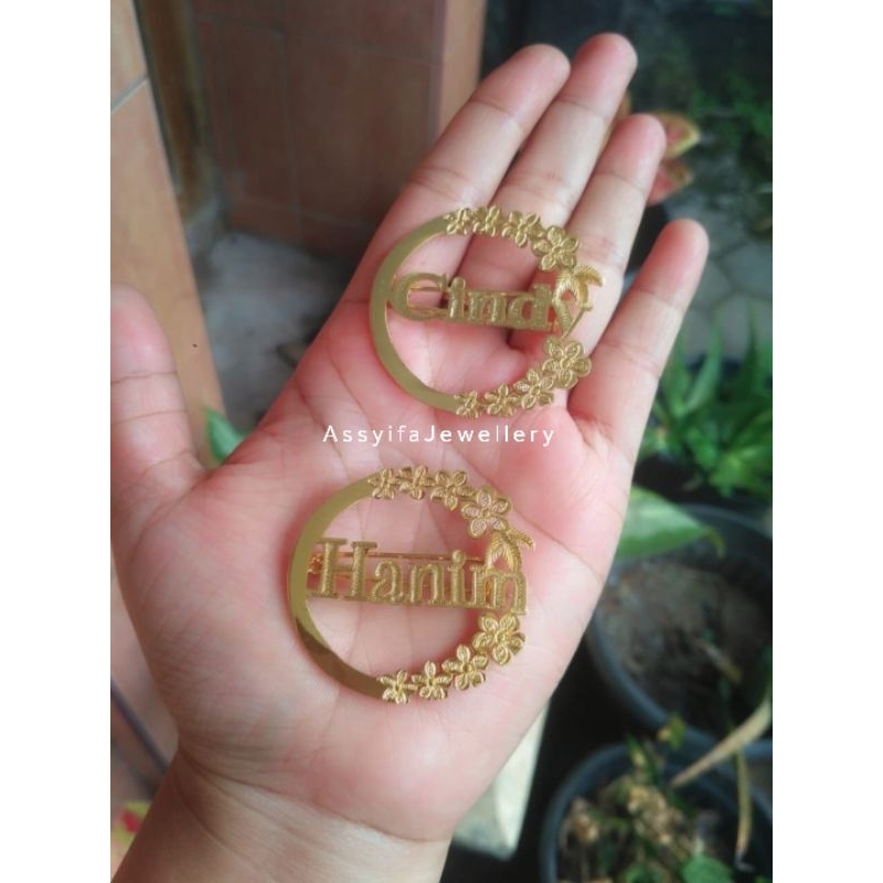 Bros Costum Nama Sendiri / Bros Dada Costum Nama / pin nama peniti nama lapis emas 24k bros nama gol