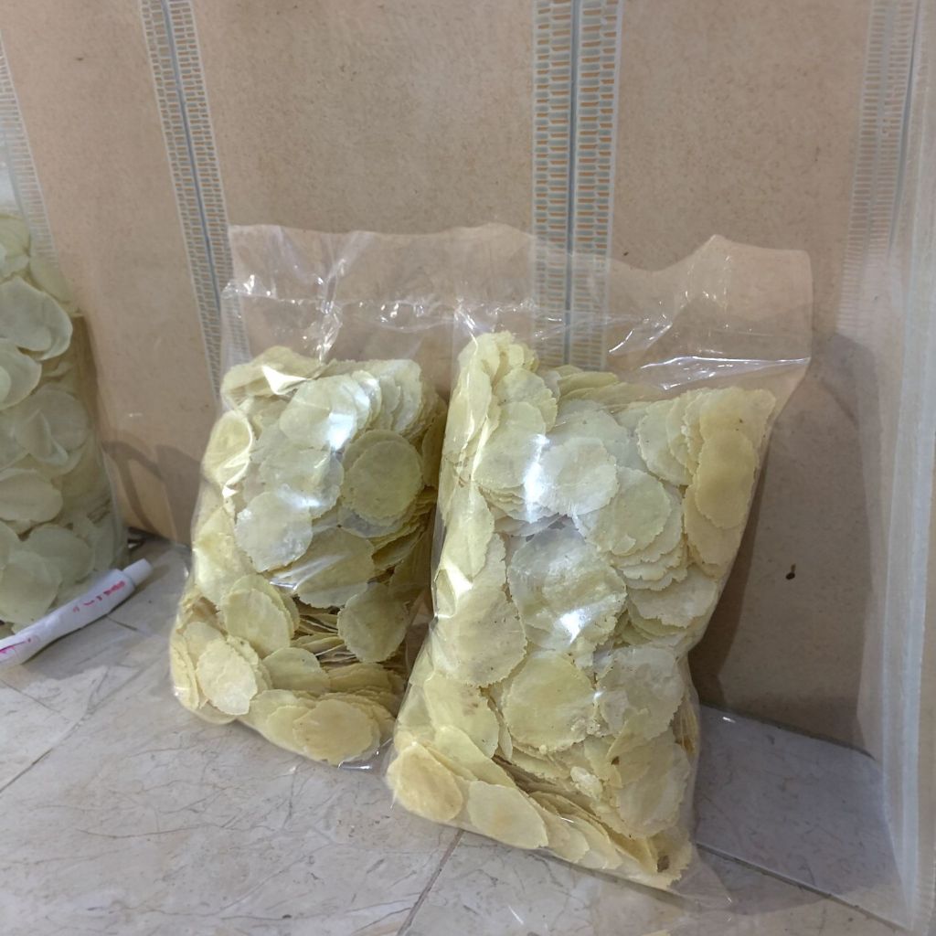 

Keripik Emping Melinjo Mentah Khas Kebumen Kualitas Super