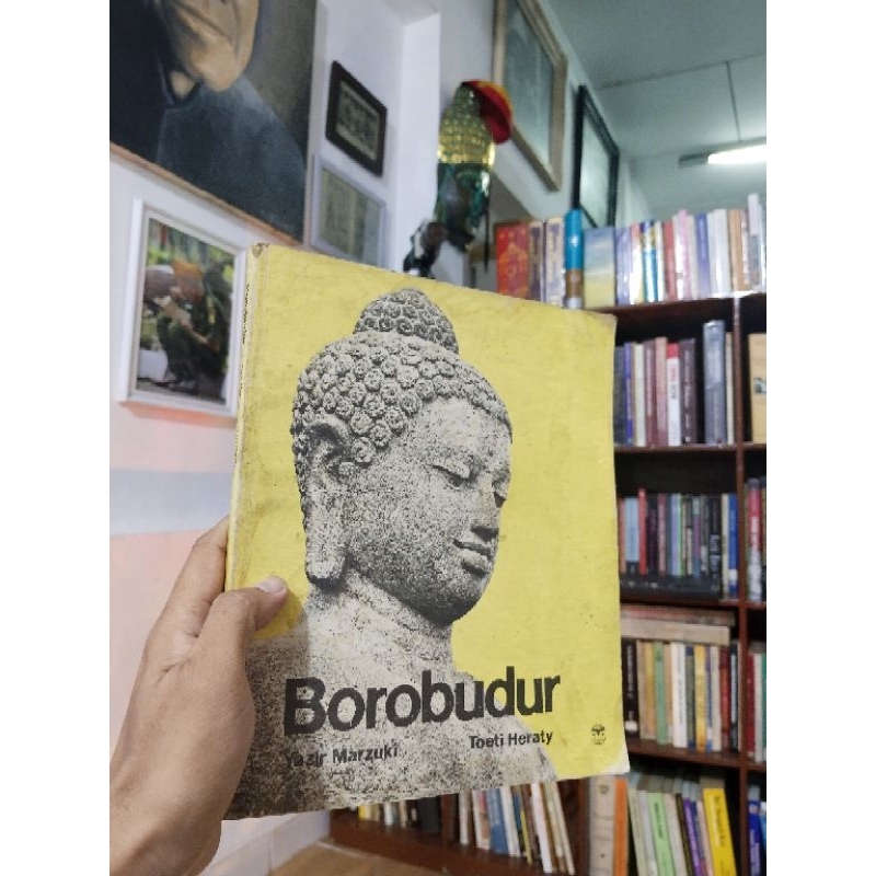 BOROBUDUROleh - Yazir Marzuki dan Toeti Heraty