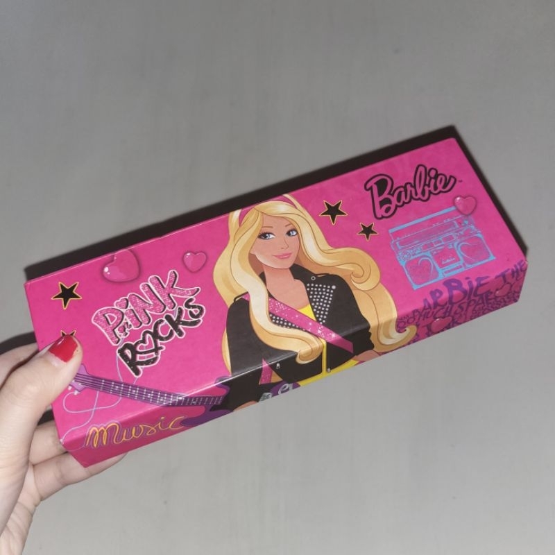 

Kotak pensil barbie box