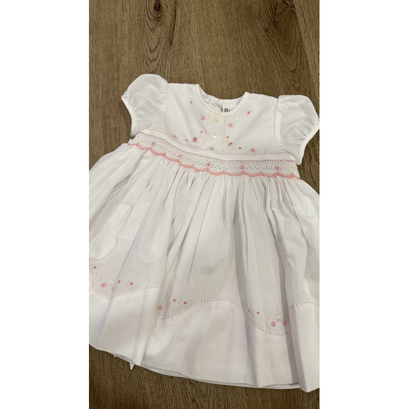 READY STOCK Sarah Louise White smocked dress anak dress bayi dress bunga bukan annafie deargg sophie