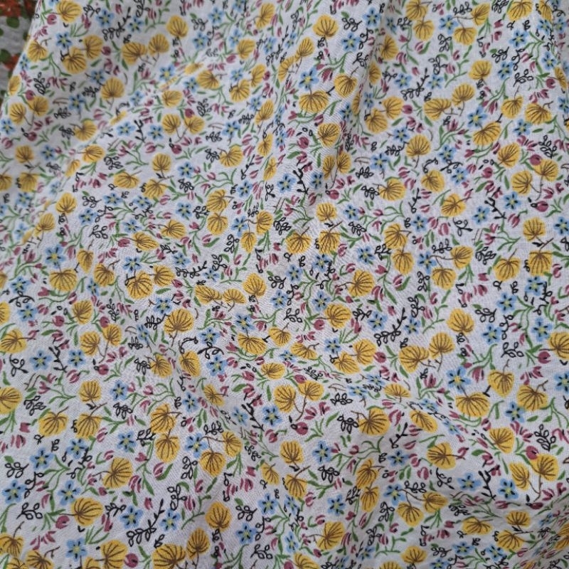 kain katun cringcle motif bunga kecil | kain kain motif bunga | kain cringcle bunga kecil premium