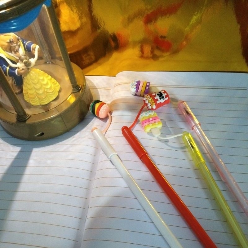 

pulpen / pena fast food lucu warna warni