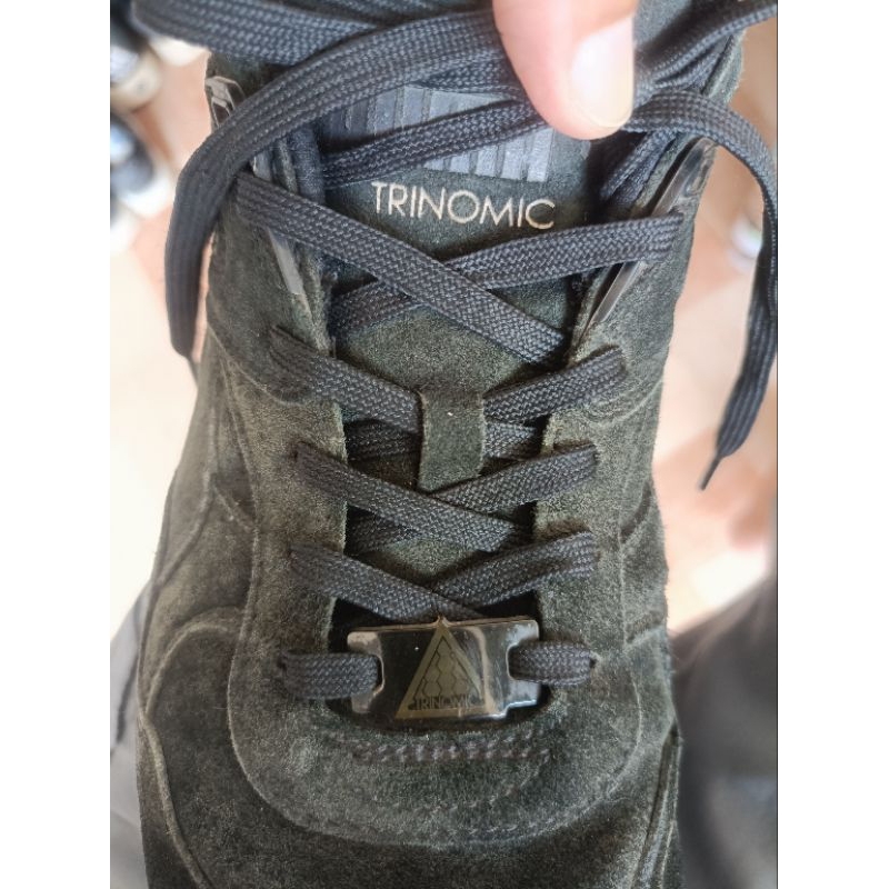 Preloved sepatu Sneakers Puma Trinomic second