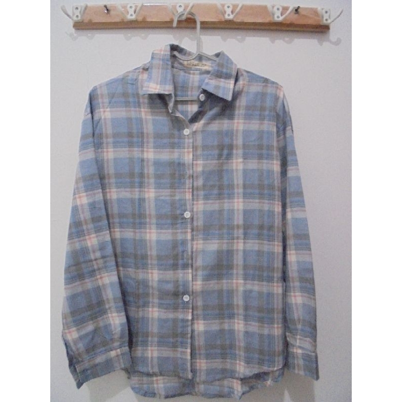 Kemeja Flanel Biru | House of Shopaholic