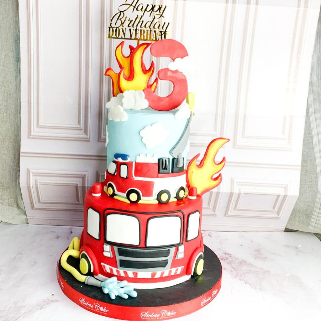 

Kue Ulang Tahun/Birthday Cake/Kue Ultah Tema Pemadam Kebakaran/Kue Ultah jakarta