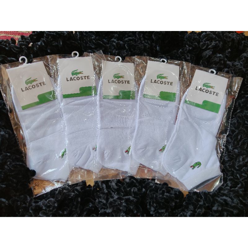 kaos kaki Lacoste