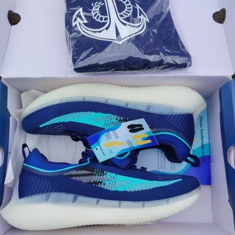 sepatu olah raga TNI AL