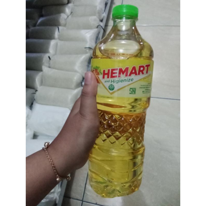 

Minyak Goreng Hemart