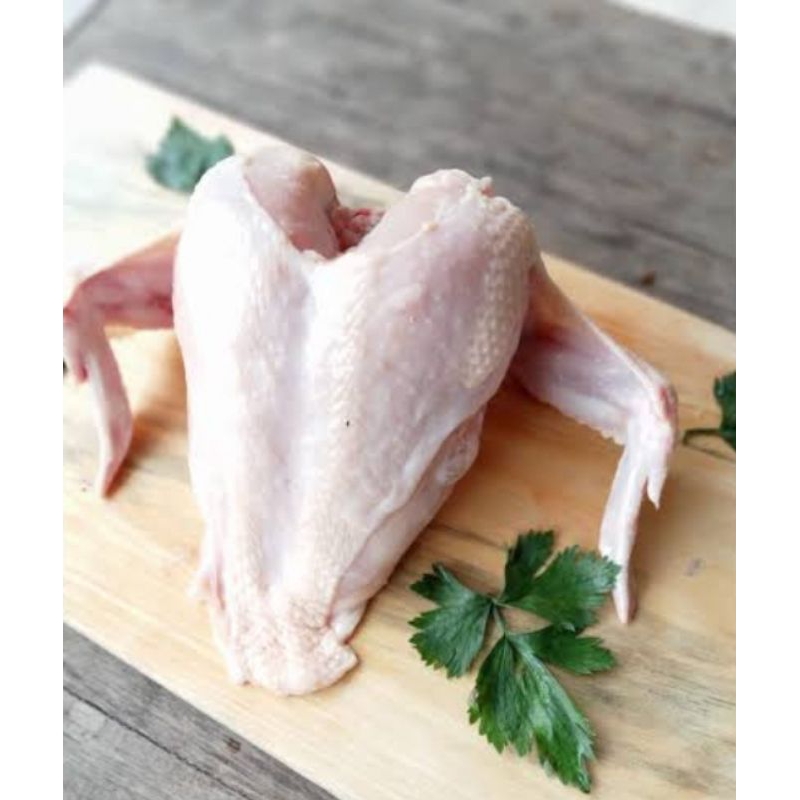 

dada utuh plus sayap 1kg