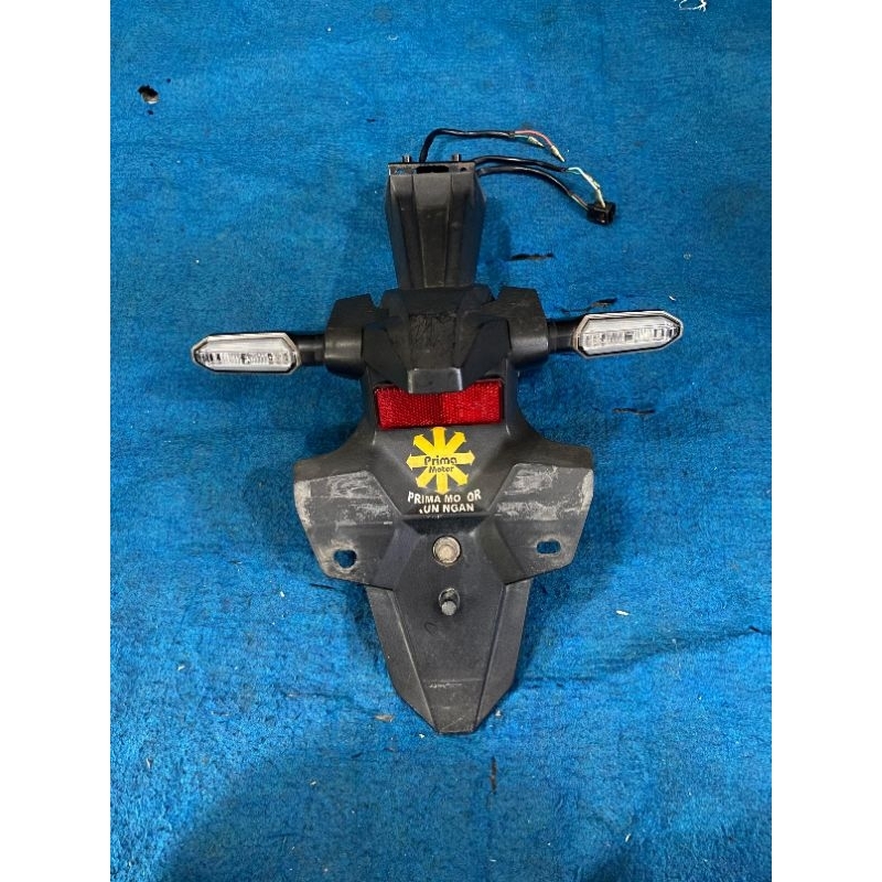 Spakbor slebor sepakbor belakang honda cbr 150 r led original
