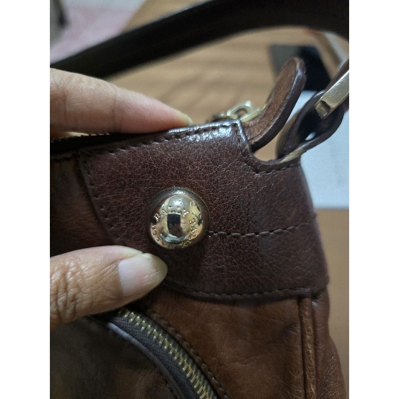 Authentic Bally bag for woman