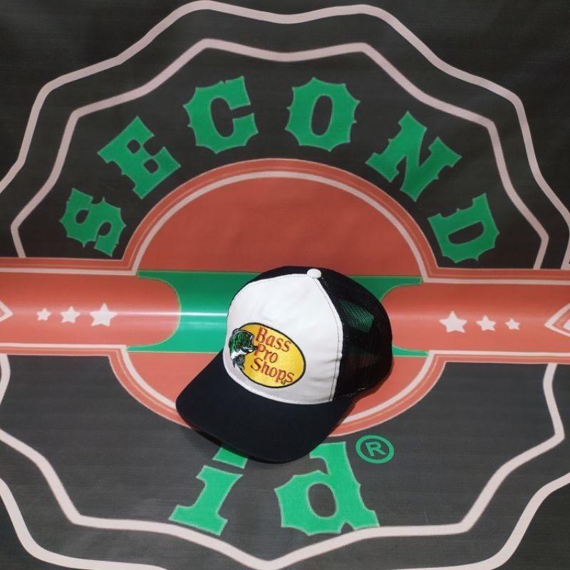 topi trucker/jaring bass pro shop