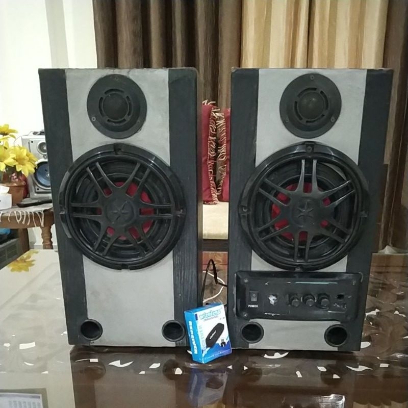 Prowena Speaker Aktif 5,5 inchi AUX, Bluetooth, mantap menggelegar.Spesifikasi:1. SpeakerBass 5,5 in