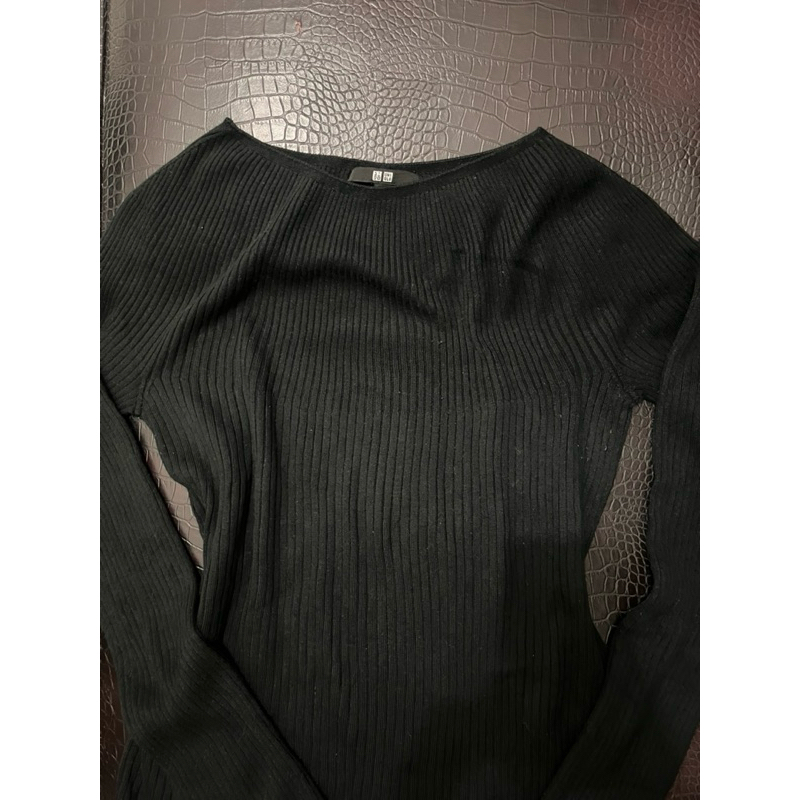 Uniqlo Longsleeve Ribbed Top