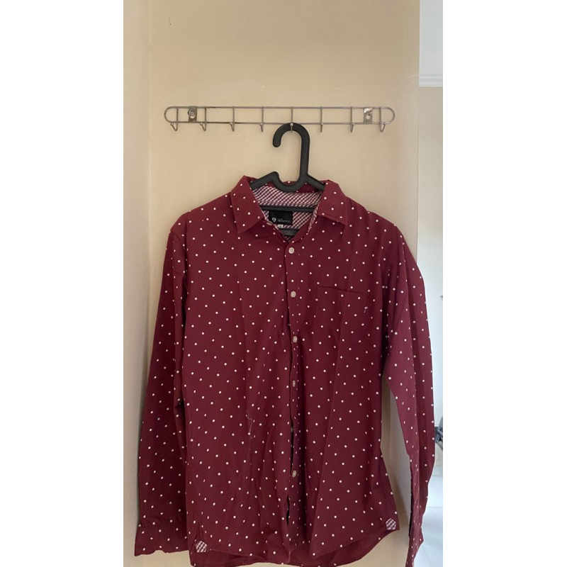 kemeja warna maroon wanita merek TKMIXPICE (baru) + free hijab