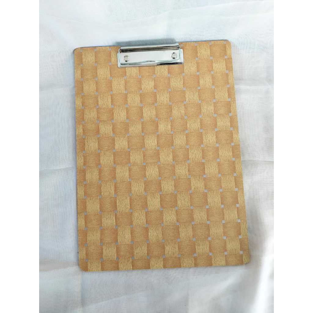 

CLIPBOARD KAYU D-ROYAL / PAPAN UJIAN / PAPAN JALAN / PAPAN UNTUK MENULIS