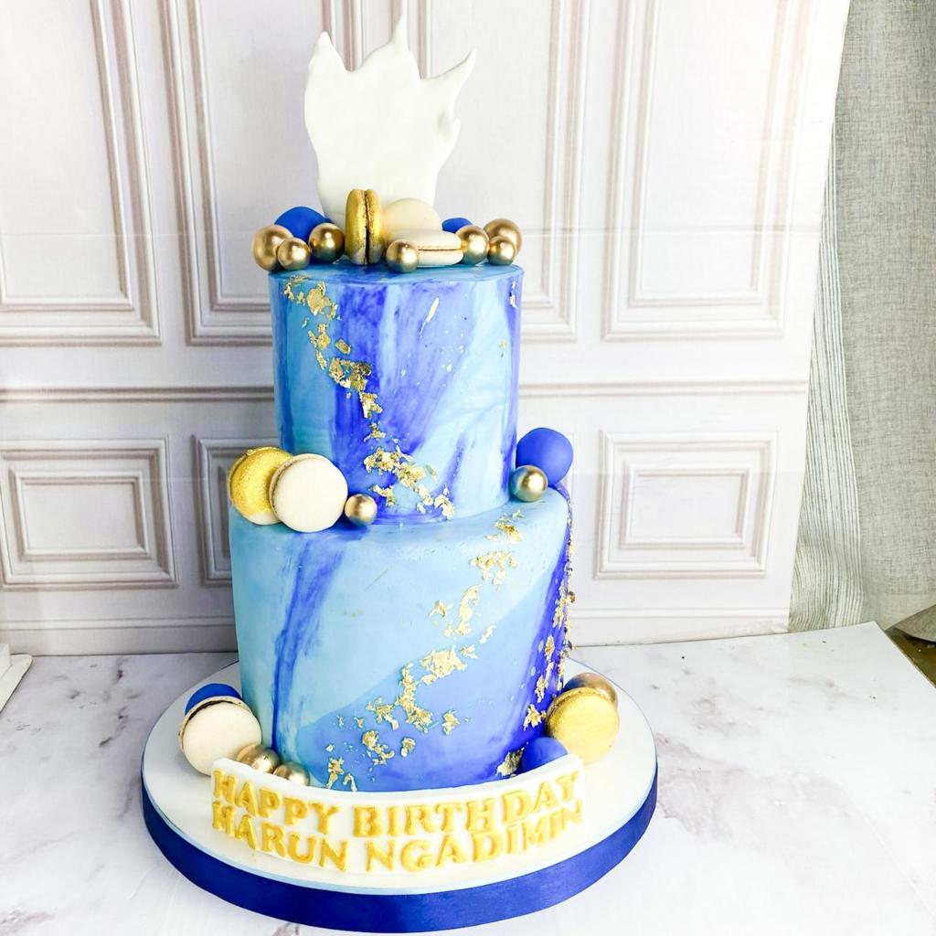 

Kue Ulang Tahun/Birthday Cake/Kue Ultah tema Biru marble/Marbel Blue Cake/Kue Birthday Jakarta