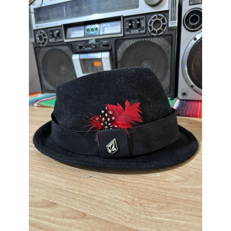 fedora volcom second