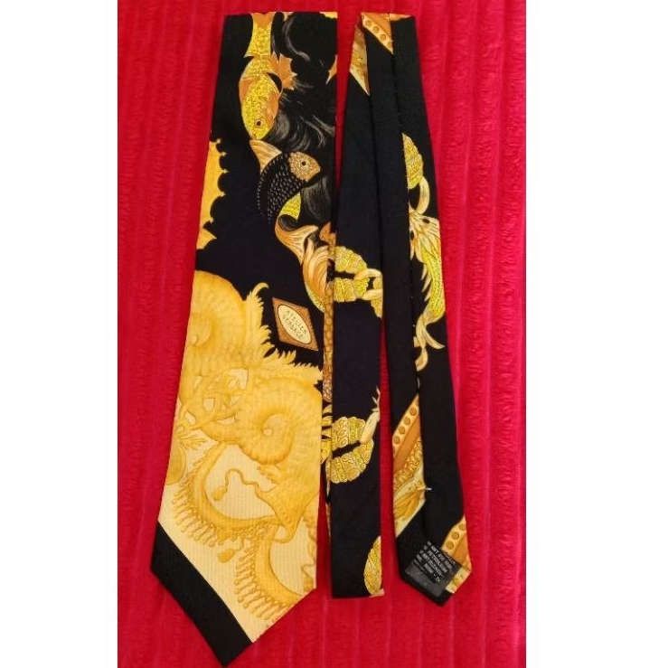 Preloved dasi pria Gianni Versace.