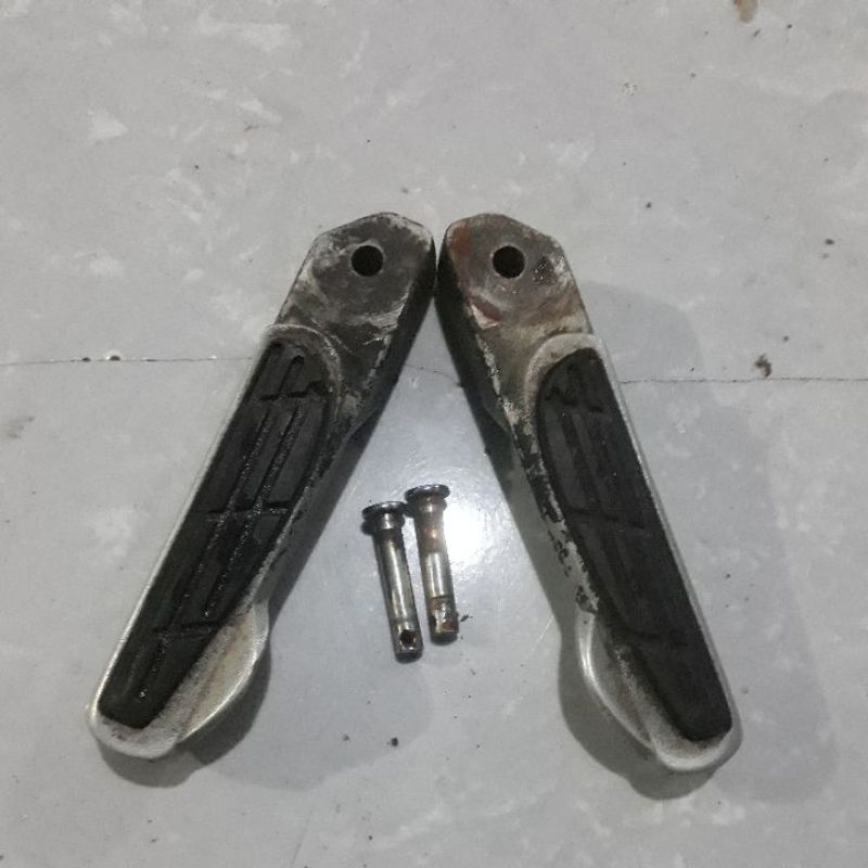 footstep postep belakang Kymco easy original