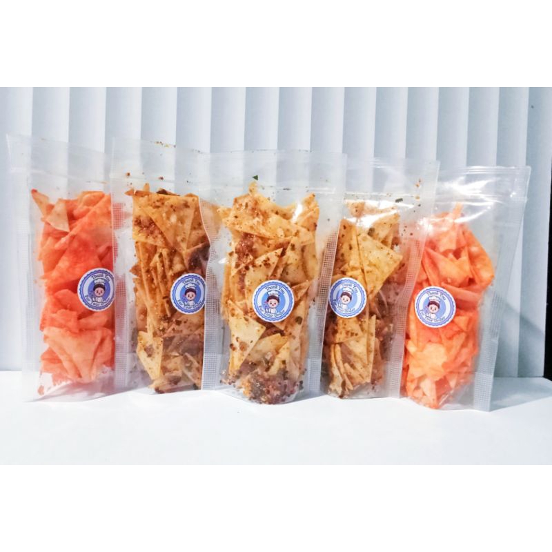 

Keripik Pangsit pedas daun jeruk