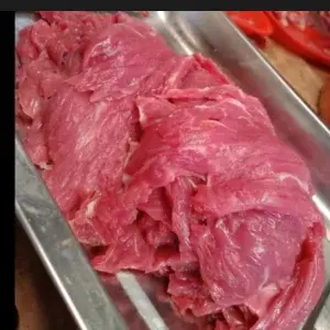

DAGING SAPI POTONG TIPIS/DENGDENG 500g