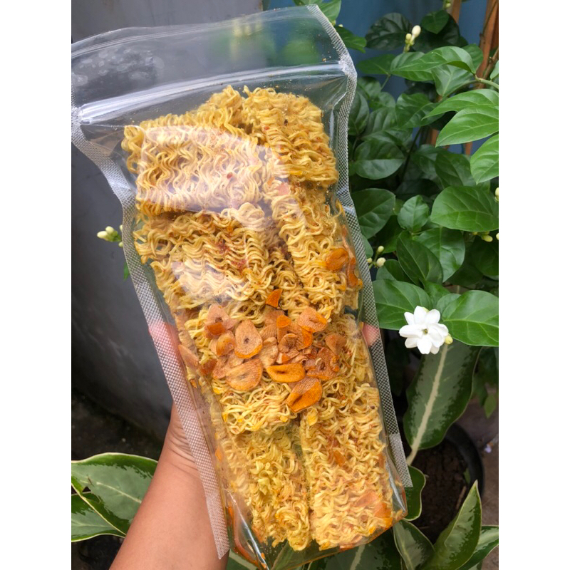 

mie kremes gurih pedas