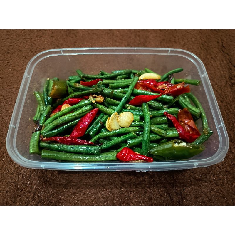 

Kacang panjang tumis bawang putih cabe rawit