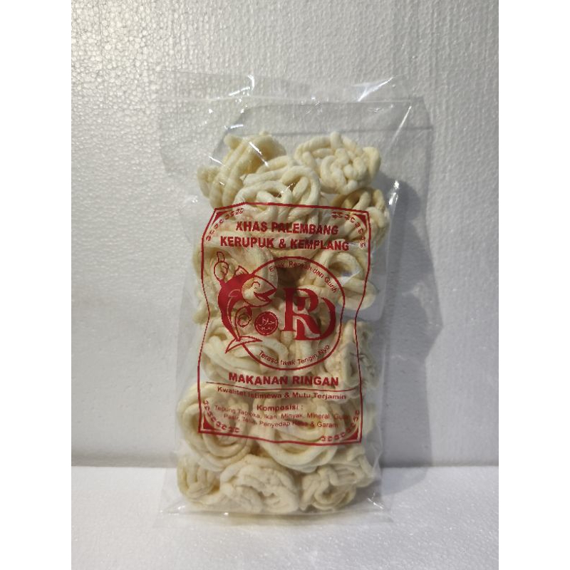 

Kerupuk kemplang RD Cemilan Varian Sanggul