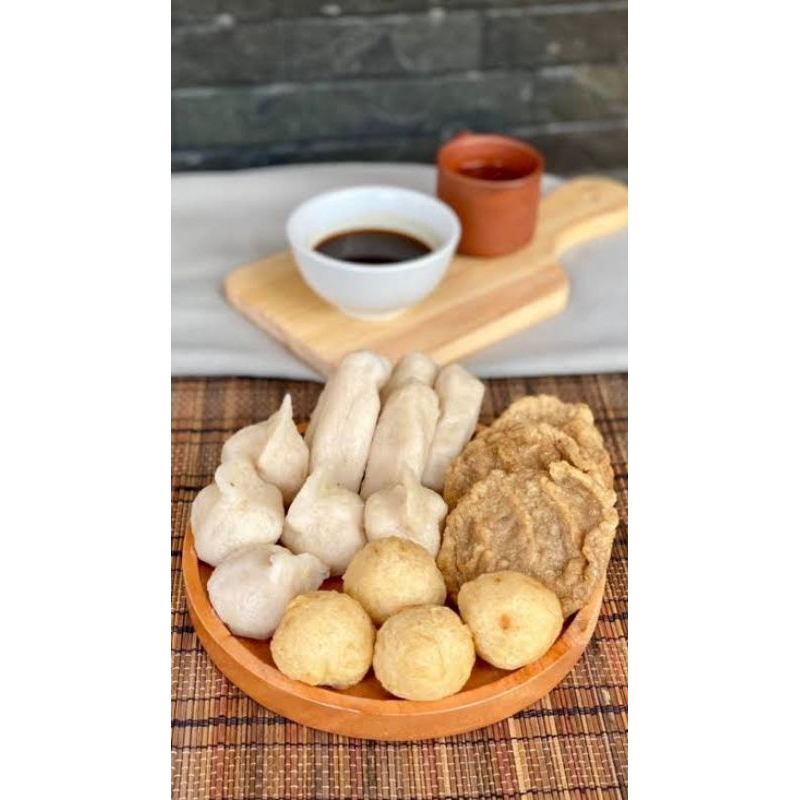 

Pempek campur