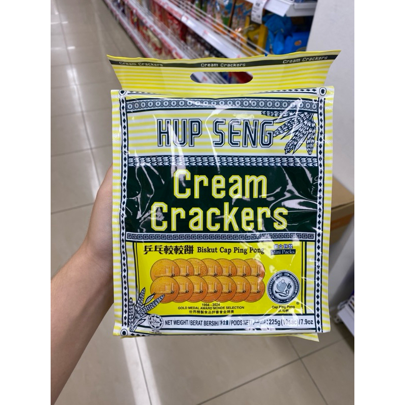 

hup seng cream crackers 225gr / V like crackers 190gr