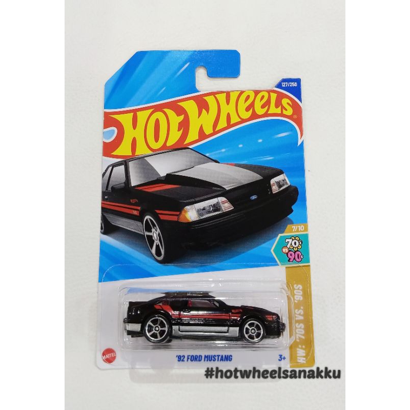 Hot Wheels : 92 Ford Mustang