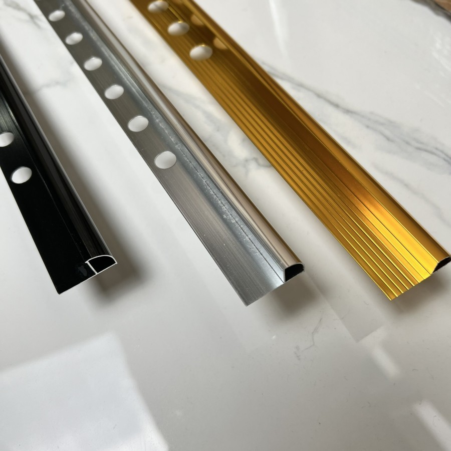 Kuku Macan / Tile Trim Corner Granit Kramik Geranit Bon Bon Aluminium Stainless 125cm