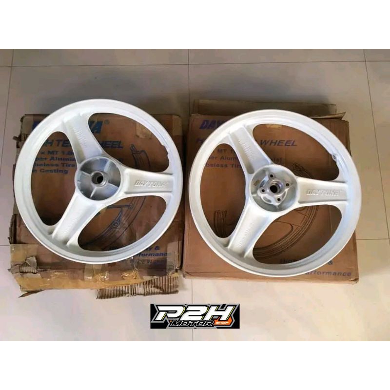 Velg DAYTONA palang 3 pnp SUZUKI kondisi baru New Old Stok