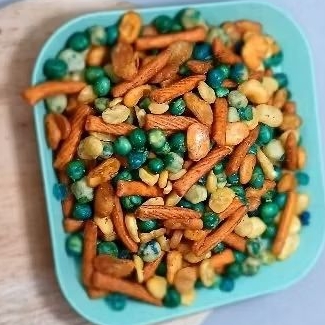 

Kacang Campur Mix Jaipong 250gr – Gurih Pedas, Camilan Nusantara Otentik!