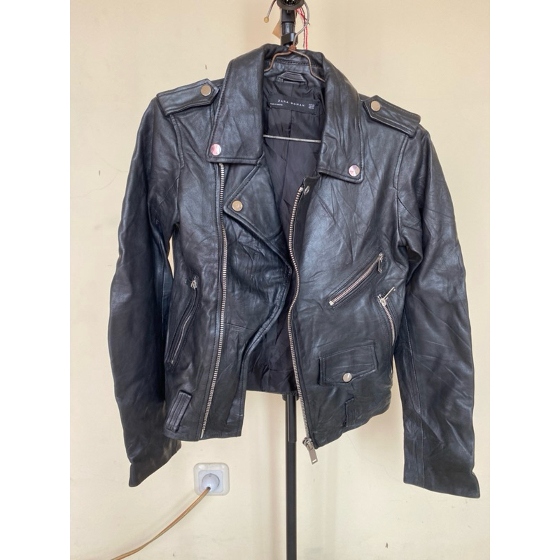 Jaket Kulit Wanita Zara