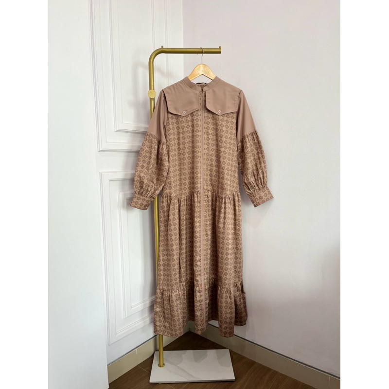ZEVANA MIDI DRESS