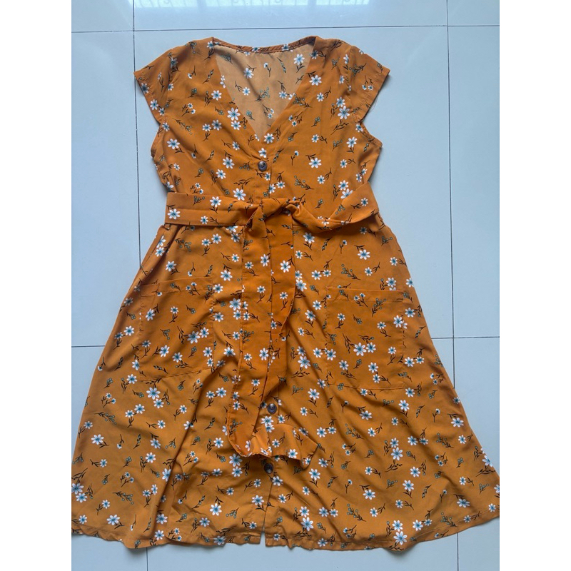 [PRELOVED] dress bunga-bunga