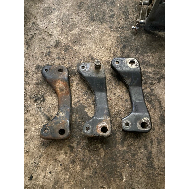 Dudukan knalpot breket knalpot mio sporty mio smail original