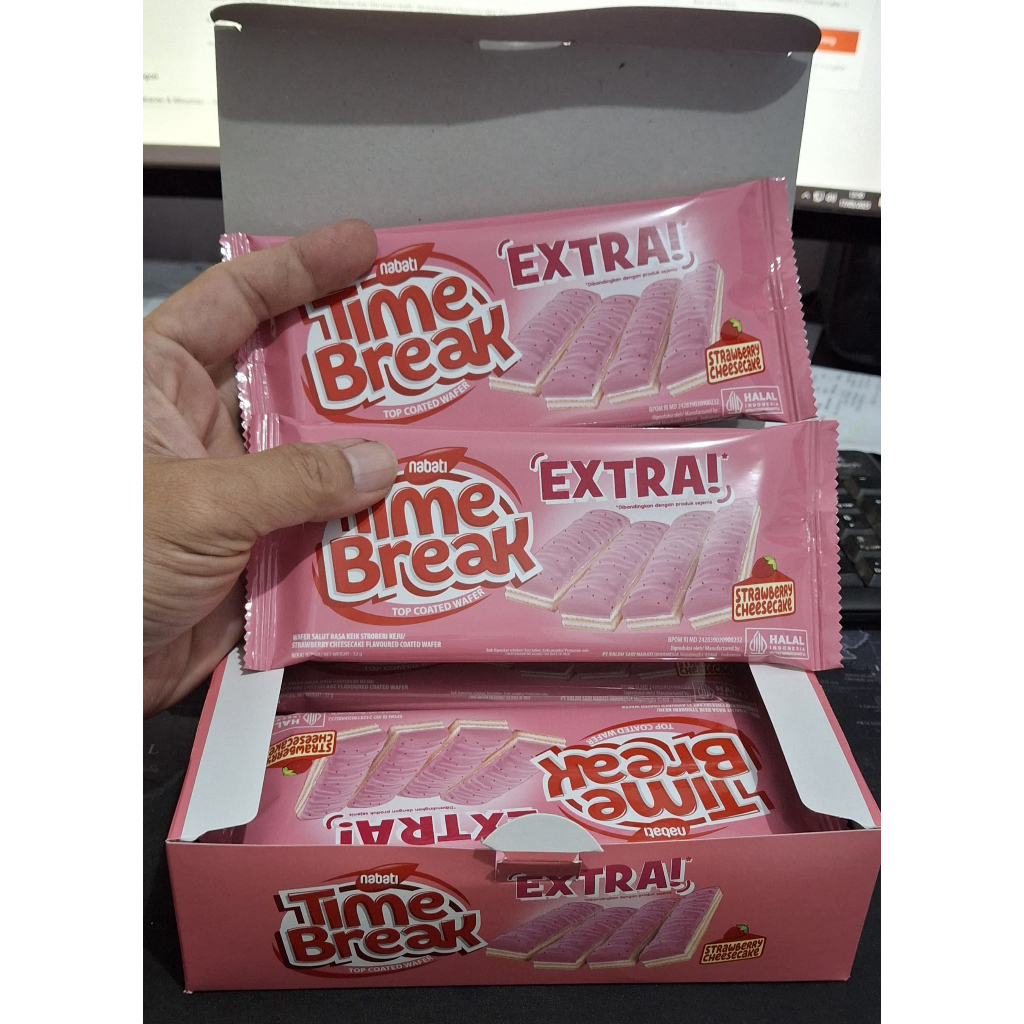 

Nabati Time Break Extra Strawberry Cheese Cake (1 Box isi 10 Pcs)