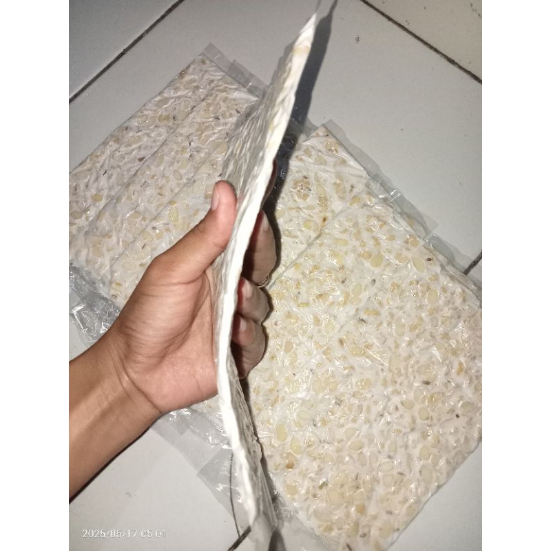 

Tempe mendoan jumbo(double) cilacap