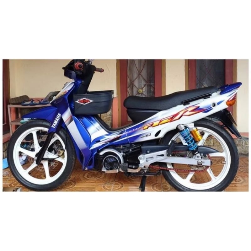 stiker striping motor fizR tahun 2003 putih biru