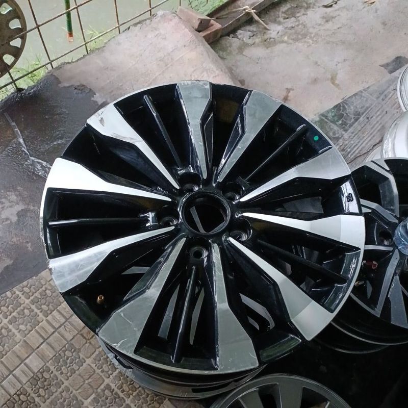 velg original Honda BRV prestige r17