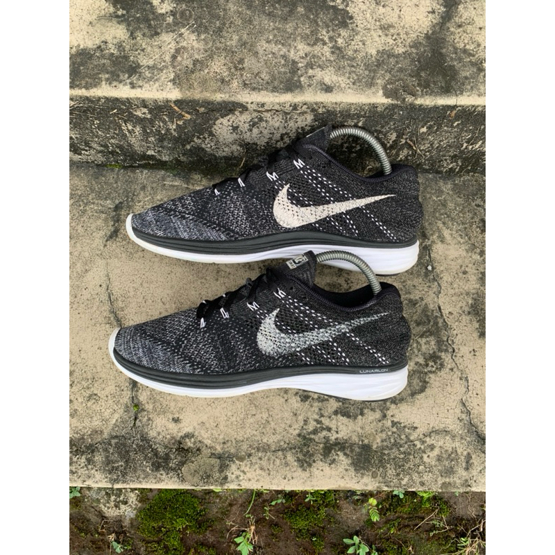 sepatu nike flyknit lunar 3 oreo shoes second