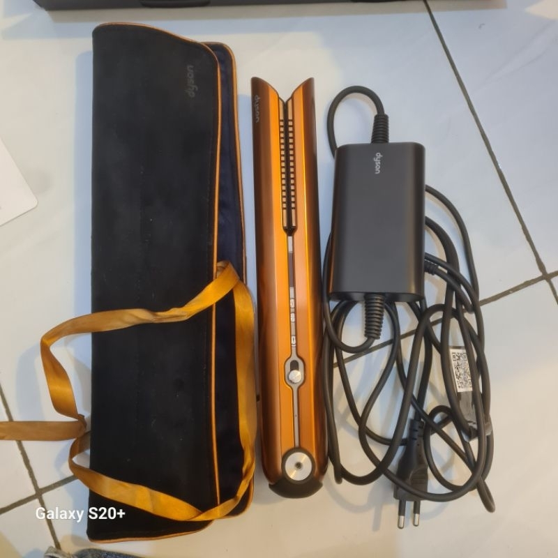 Dyson Corrale Hair Straightener HS07 Catokan Rambut