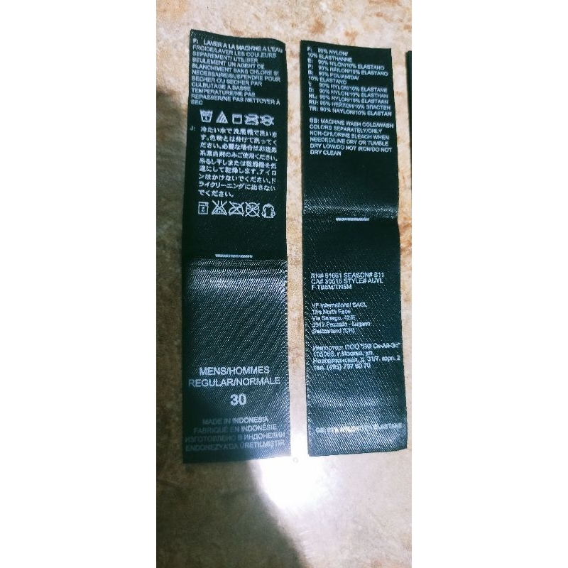 

label merek brand label (size care misc) label tag tnf the north fa©e