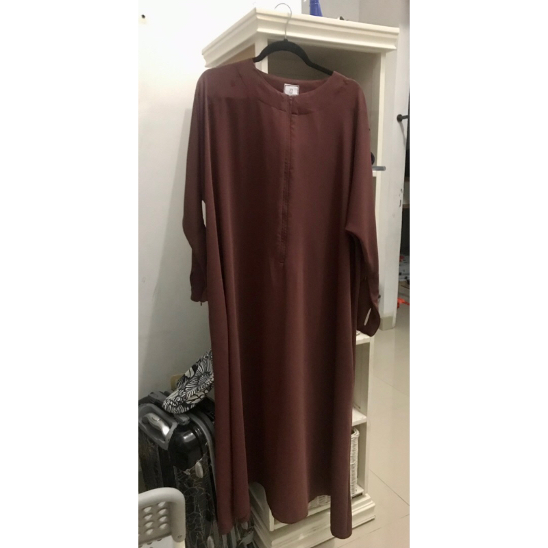 Preloved Pop Abaya Elmadina Rootbeer XS mina